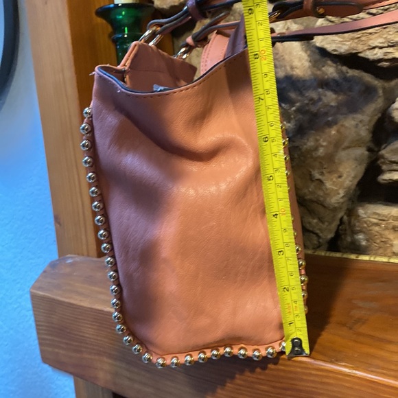 NWT Jessica Simpson handle w/ crossbody strap. Camel color - Picture 5 of 9